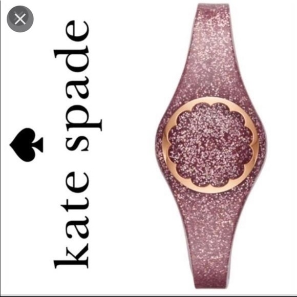 kate spade Accessories - Kate Spade Scallop Tracking Device